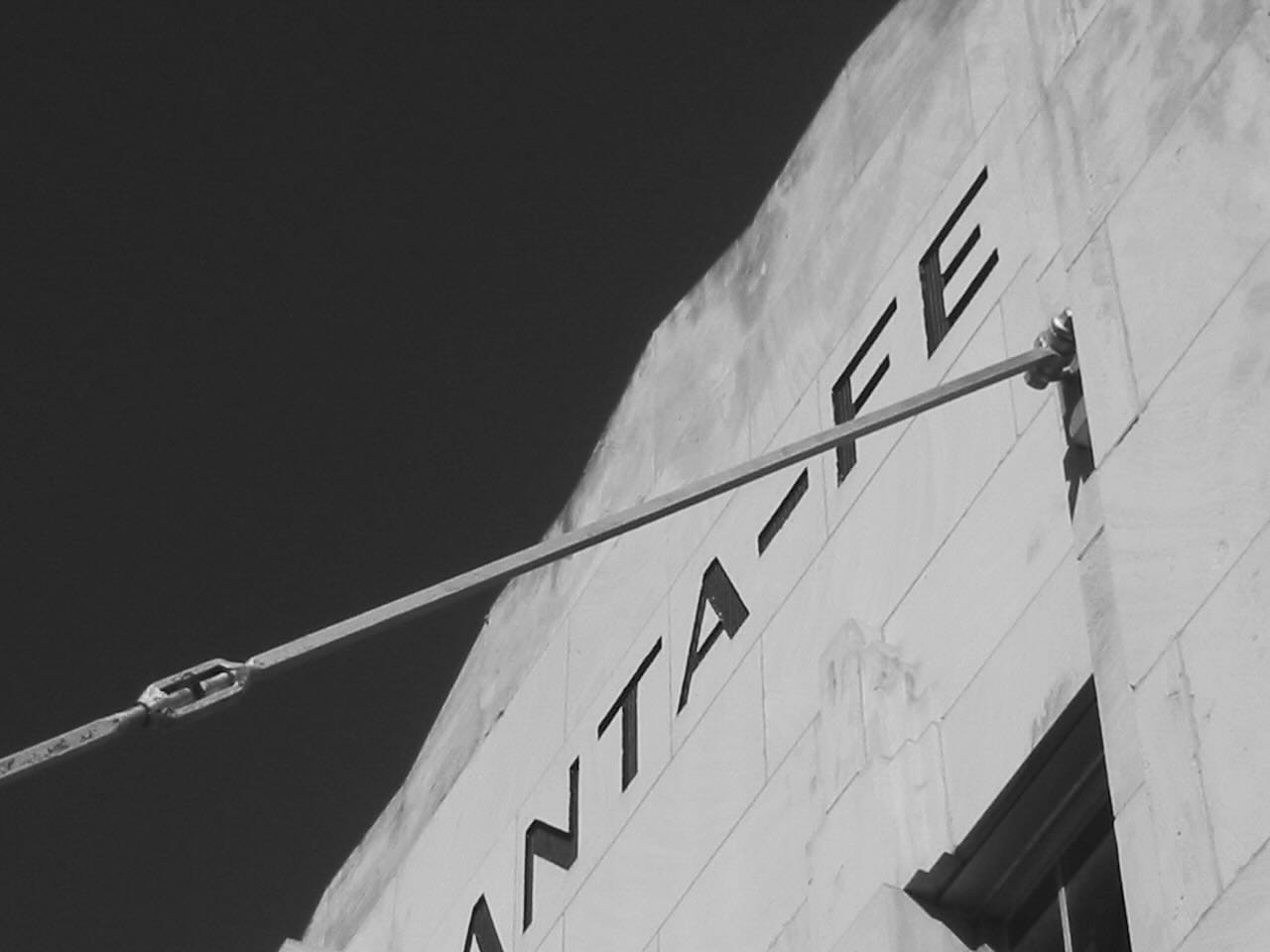 I guess I'm on a train kick right now. This is the old Santa-Fe train terminal in downtown Oklahoma City. Taken with a Canon S200.